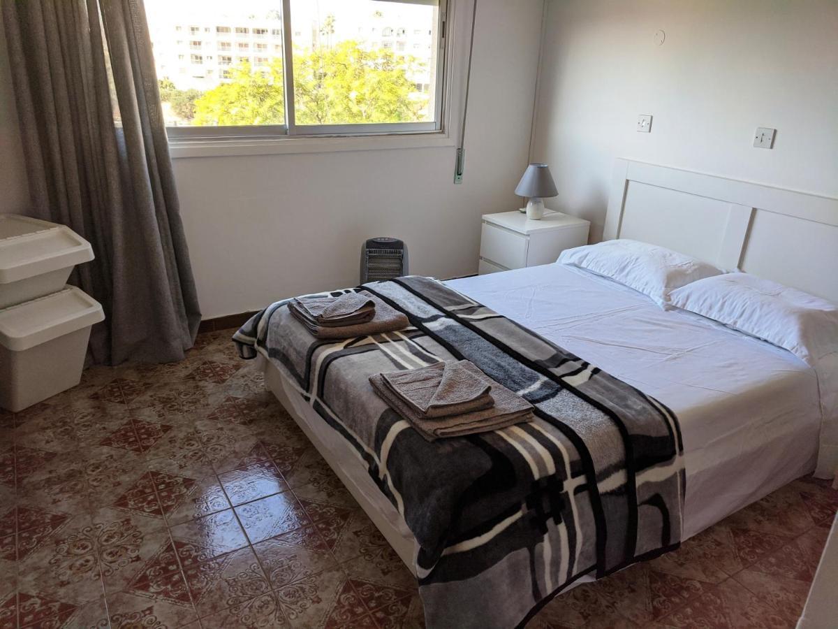 Fantastic 1 Bed Apartment By The Sea Opposite 4 Seasons Limasol Buitenkant foto