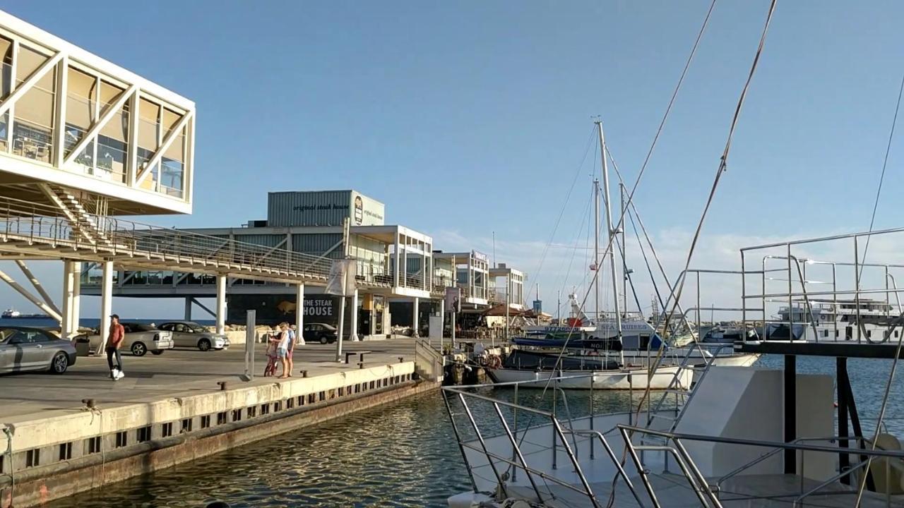 Fantastic 1 Bed Apartment By The Sea Opposite 4 Seasons Limasol Buitenkant foto