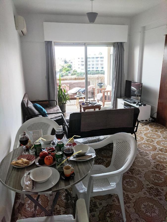 Fantastic 1 Bed Apartment By The Sea Opposite 4 Seasons Limasol Buitenkant foto